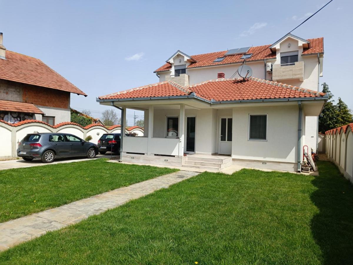 Serbian Home With Garden Krnjaca المظهر الخارجي الصورة
